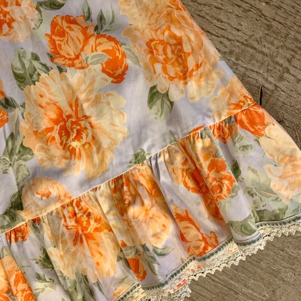 Alice + Olivia Kirean Dress. - Picture 10 of 12